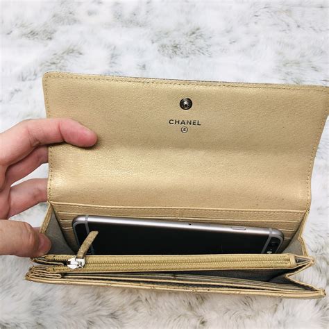 buy authentic chanel wallet